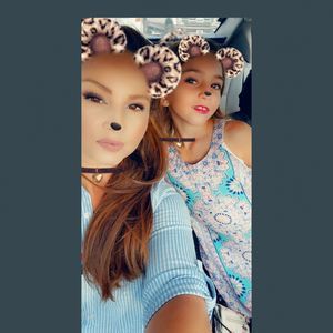 Meet your Posher, Danielle